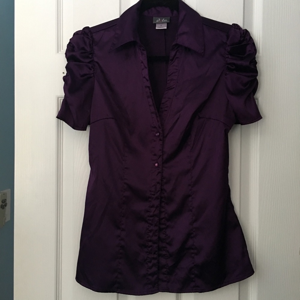 ☘️SALE☘️ Purple Fitted Shirt